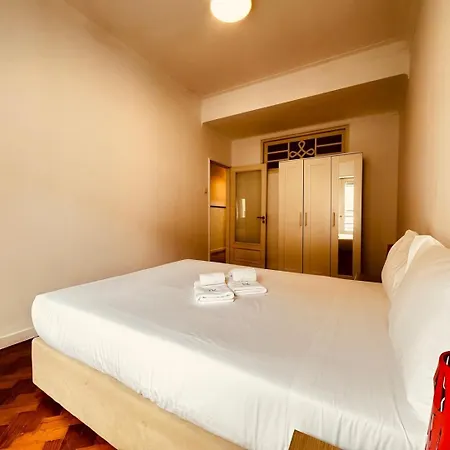 Spacious Escape - Vale Formoso Appartement